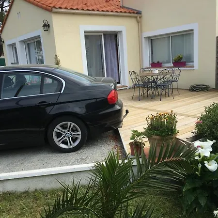 Domaine Hortensias Couette-café La Sennetiere